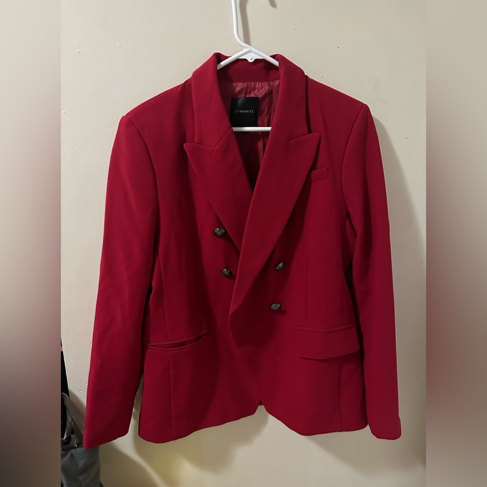 DYNAMITE,  SIZE LARGE